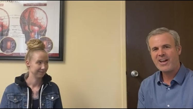 DOLOR EN LA MANDÍBULA, DOLOR DE CUELLO Y ESCOLIOSIS