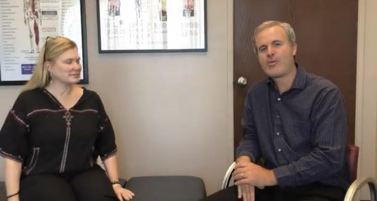 LATIGAZO CERVICAL Y DOLOR DE CUELLO