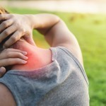 목이 통증의 원인인가요?상경부 카이로프랙틱 치료에 대해 알아야 할 사항